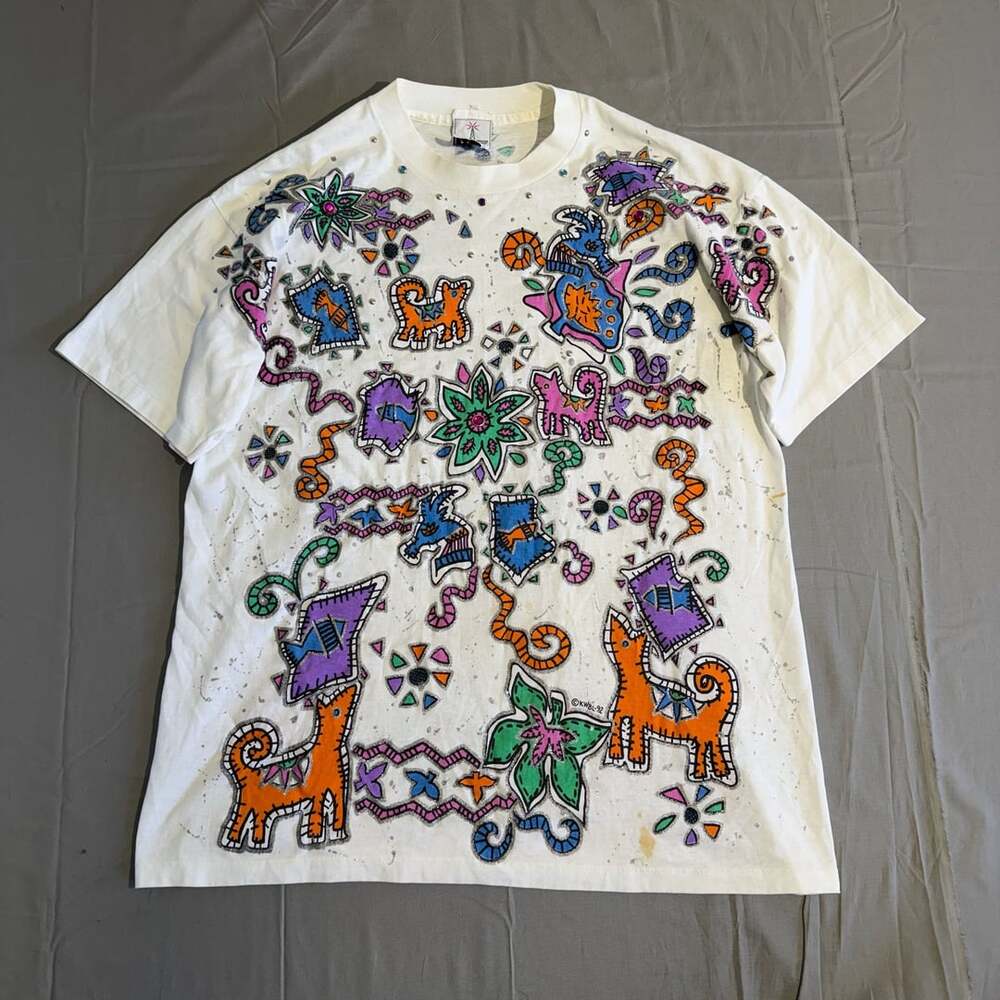 KWBL Vintage 90s Graphic T-Shirt White